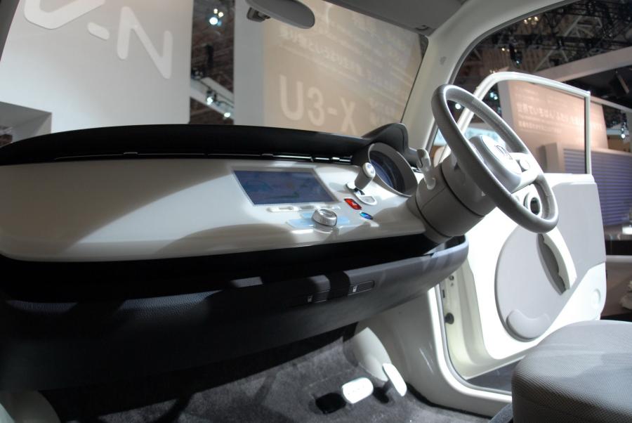  Honda EV-N Concept 2009 года  (фото 10 из 89)